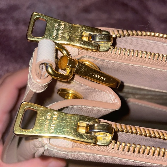 Prada Galleria Saffiano leather large bag - Picture 9 of 11